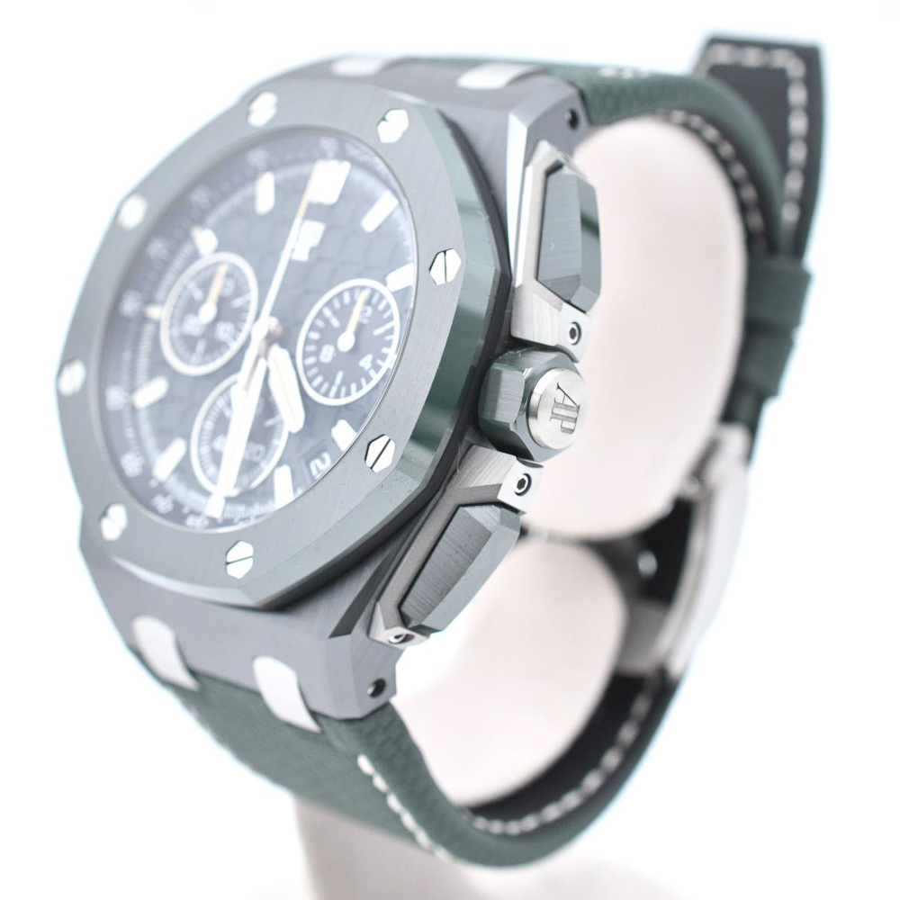 Royal Oak Offshore Titanium & Ceramic Green Dial 43mm Product Image 3