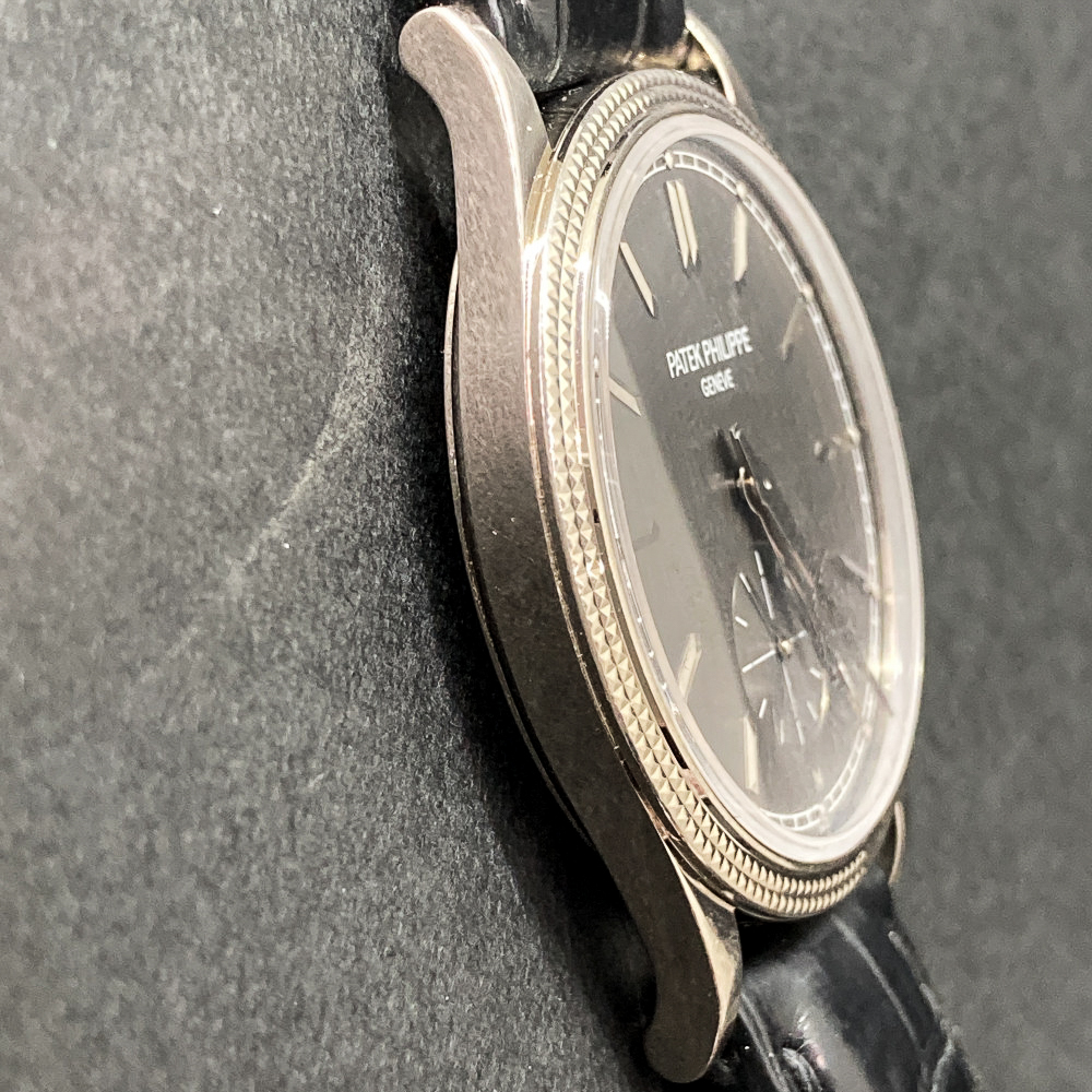 Calatrava Clous de Paris White Gold Grey Dial 39mm Product Image 4