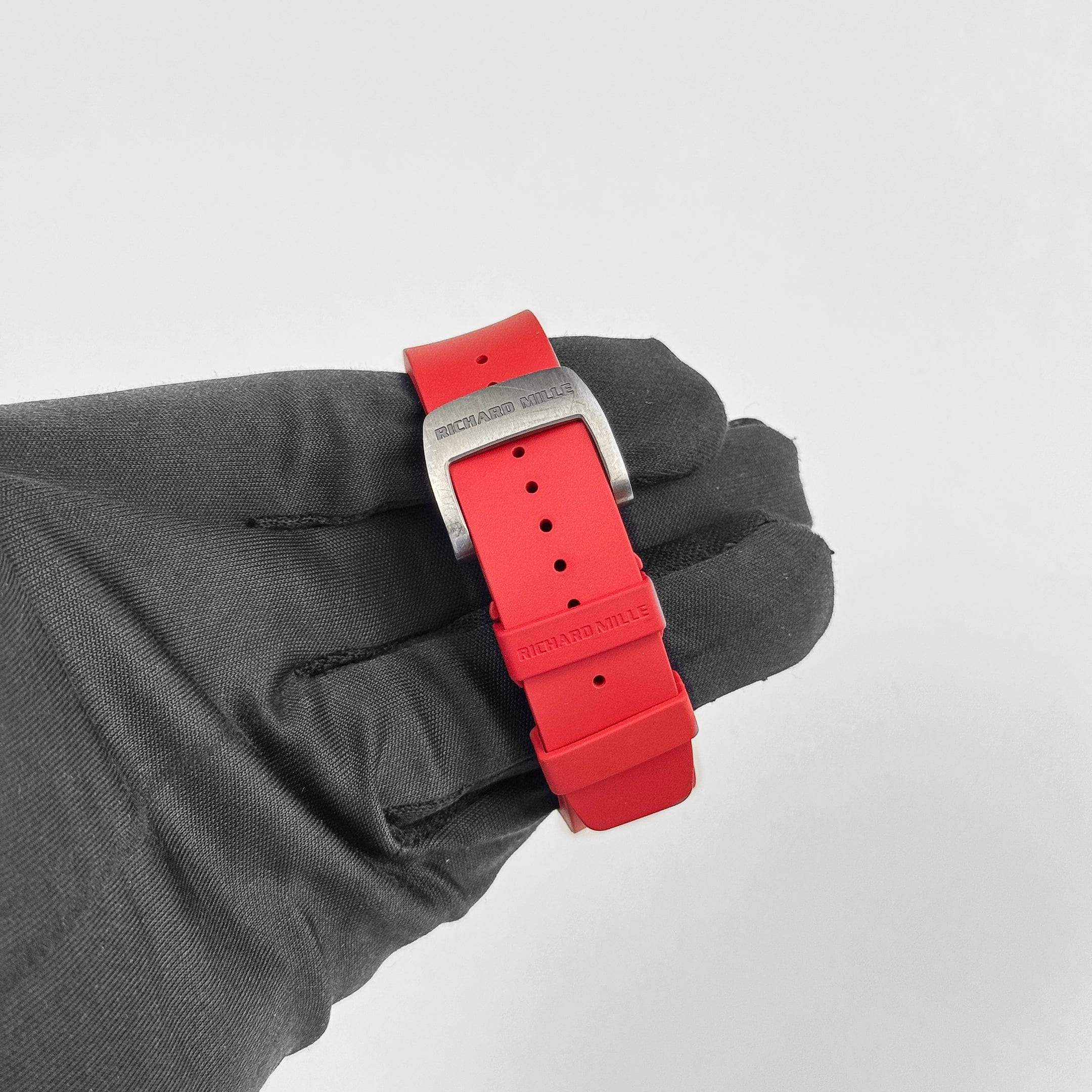 RM07-01 Racing Red Product Image 9