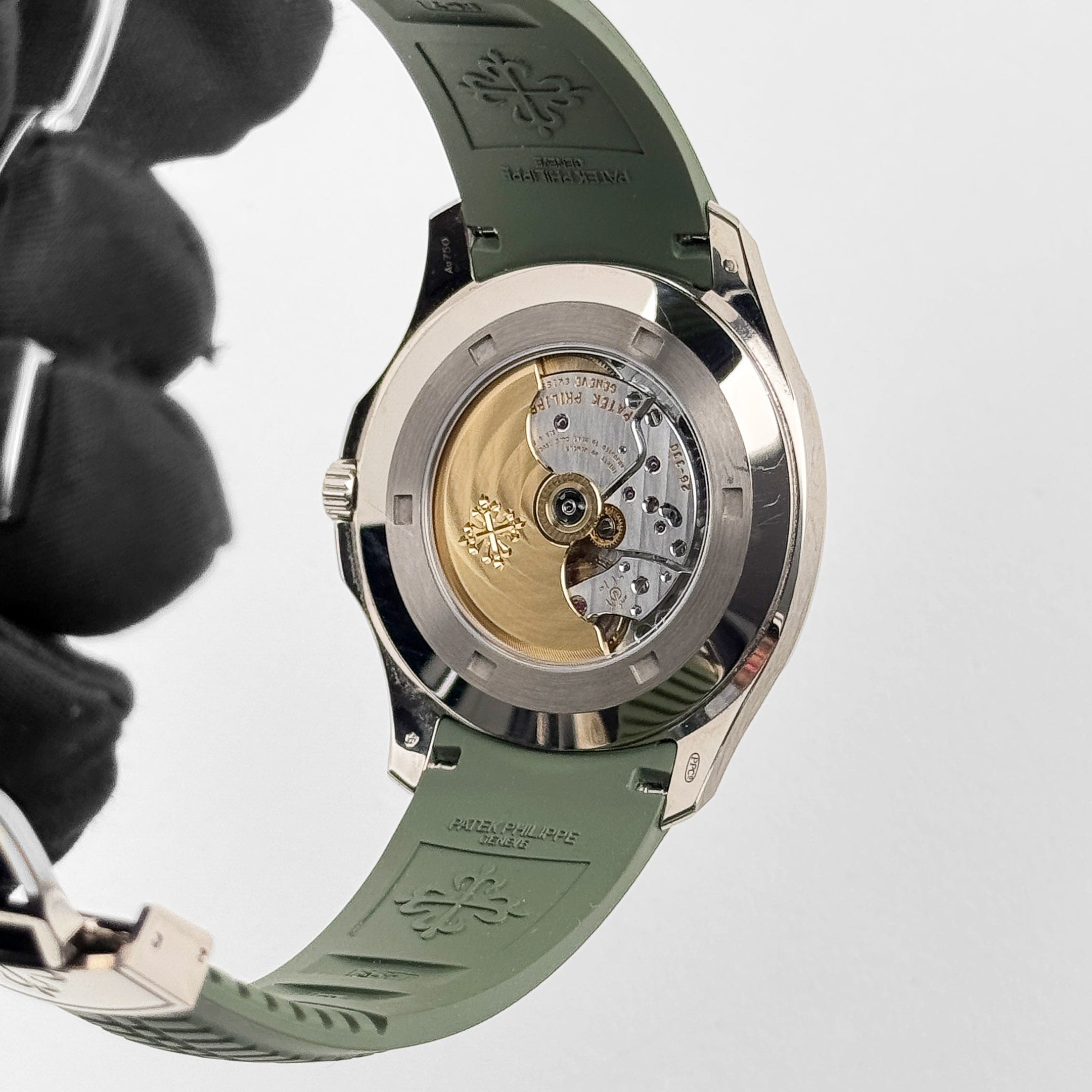 Aquanaut White Gold Green Dial 42mm Product Image 8