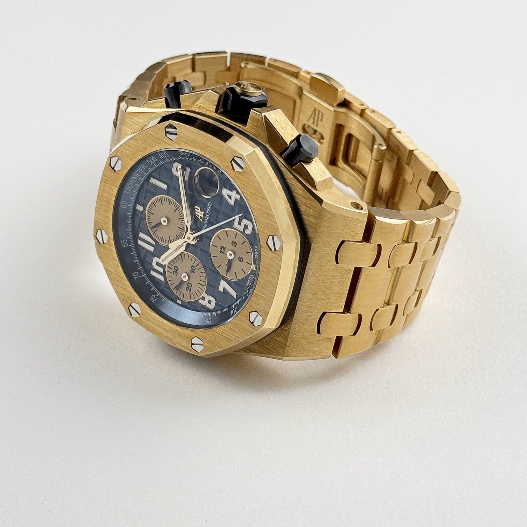 Royal Oak Offshore Yellow Gold Blue Dial 42mm Product Image 3