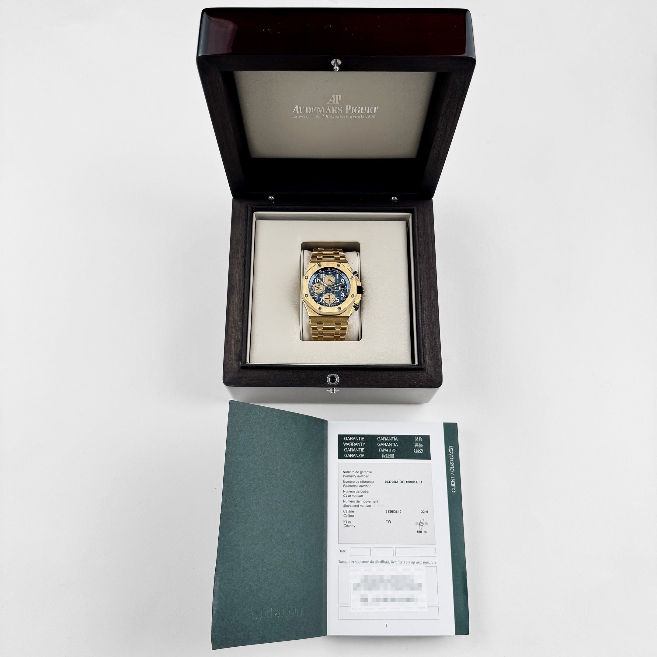 Royal Oak Offshore Yellow Gold Blue Dial 42mm Product Image 10