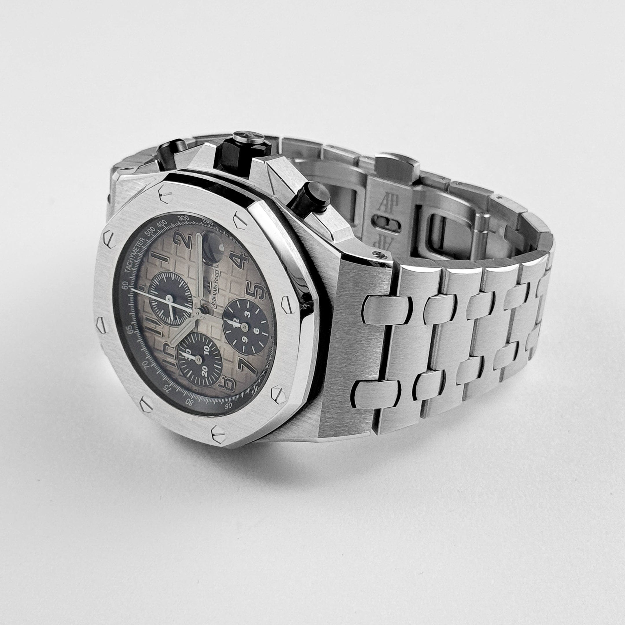 Royal Oak Offshore Platinum Grey Dial 42mm Product Image 2
