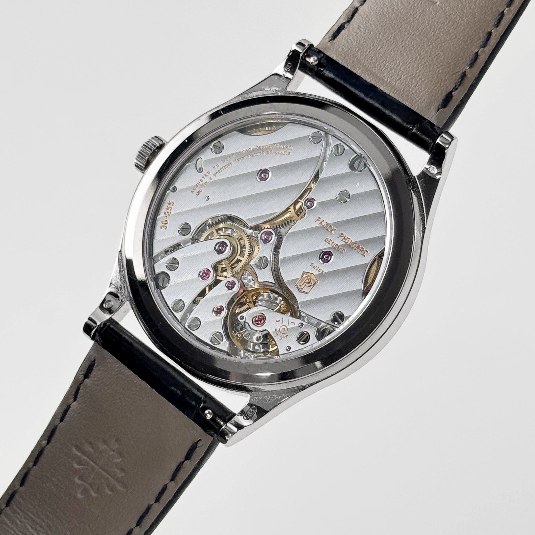 Calatrava Clous de Paris White Gold Grey Dial 39mm Product Image 8