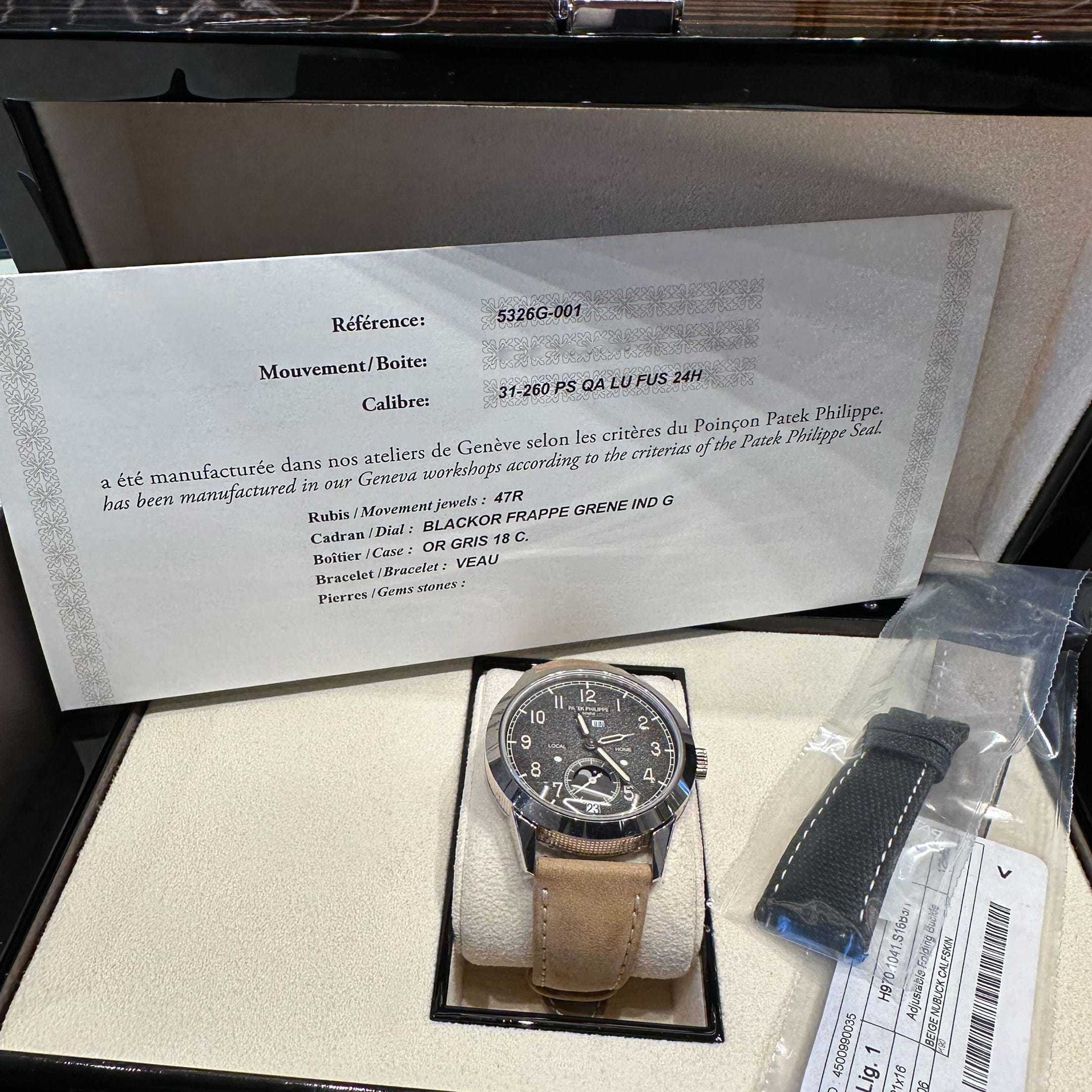 Calatrava Annual Calendar Travel Time White Gold Grey Dial 41mm Product Image 8