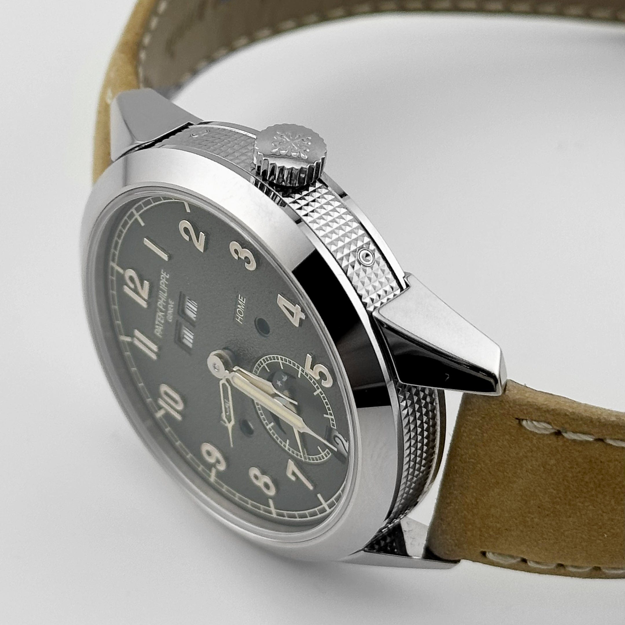 Calatrava Annual Calendar Travel Time White Gold Grey Dial 41mm Product Image 2
