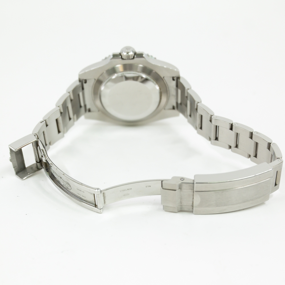 Submariner Date Steel Green Dial "Hulk" 40mm Product Image 5
