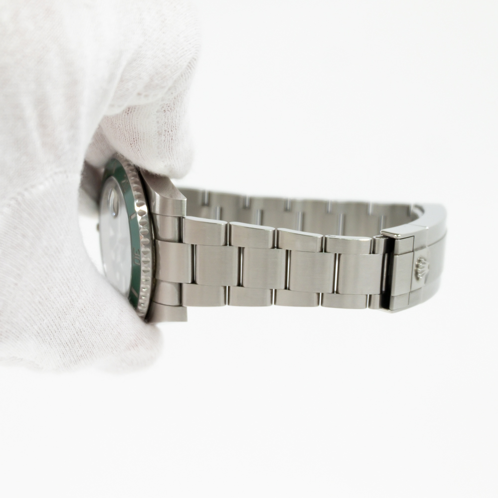 Submariner Date Steel Green Dial "Hulk" 40mm Product Image 8