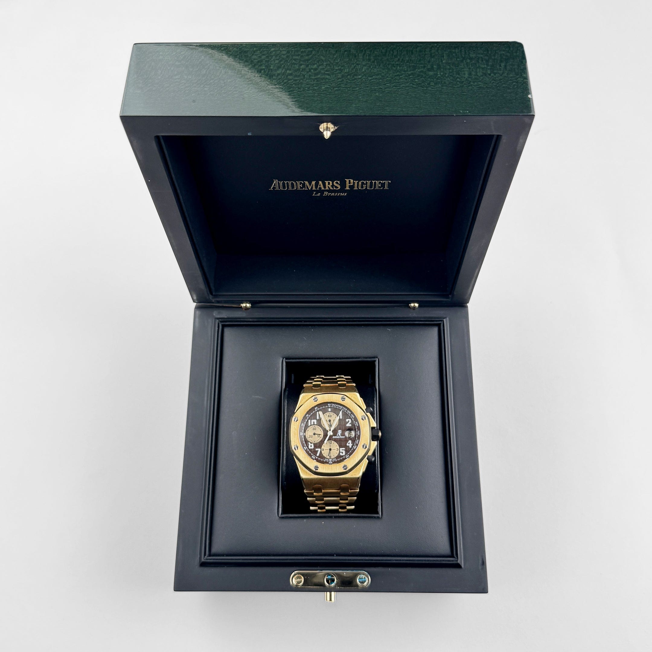 Royal Oak Offshore "Arnold Schwarzenegger" Yellow Gold Brown Dial 42mm Product Image 10