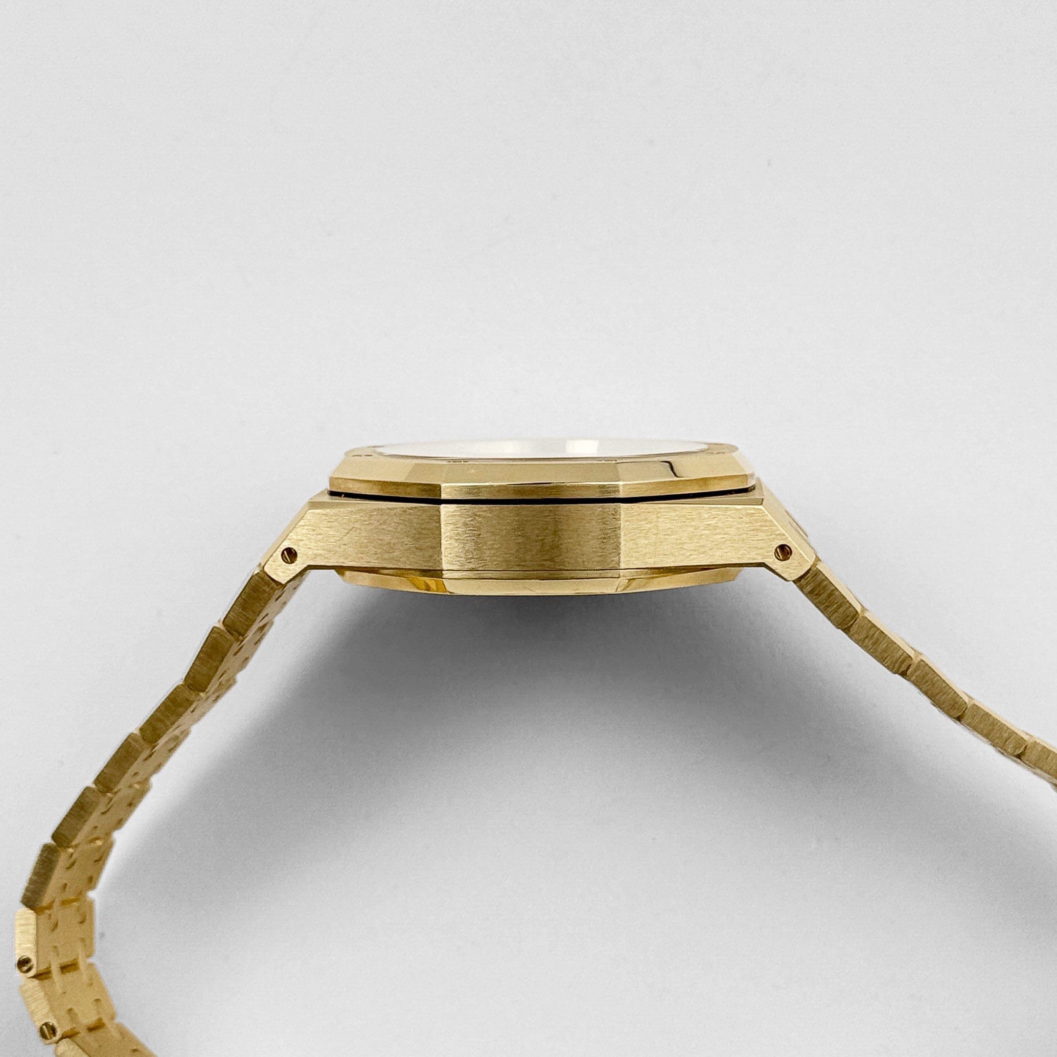 Royal Oak Chronograph "1017 ALYX 9SM" Yellow Gold Champagne Dial 41mm Product Image 5