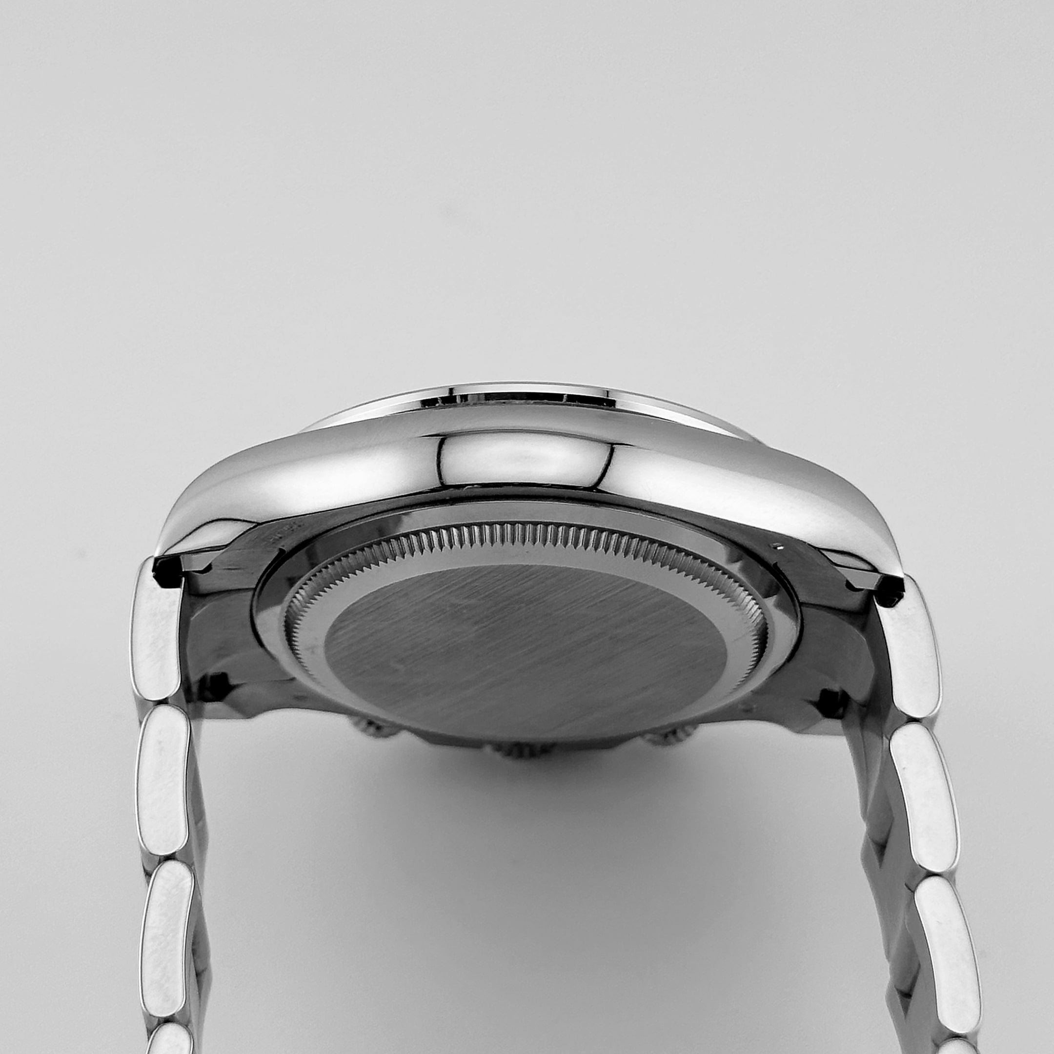 Daytona White Gold Diamond Black Mother of Pearl Dial 40mm Product Image 4