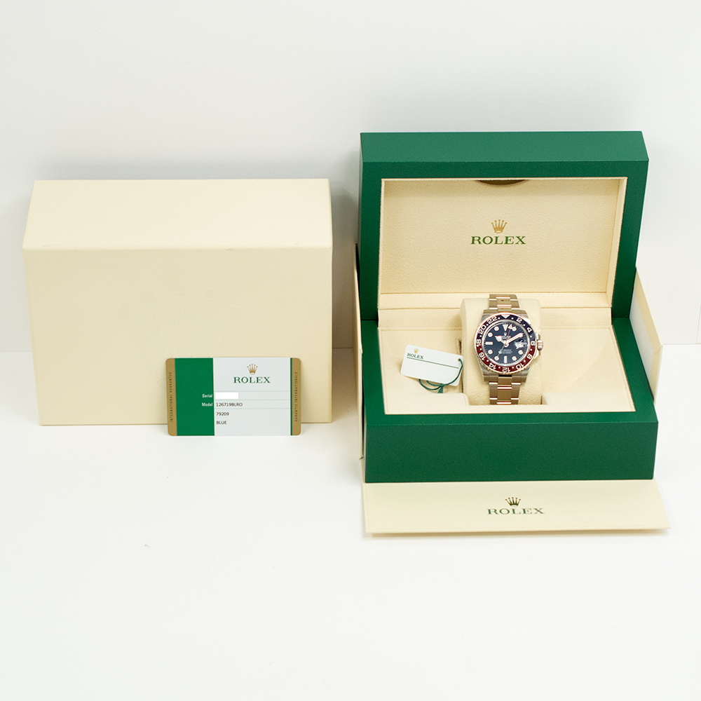 GMT-Master II White Gold Blue Dial "Pepsi" 40mm Product Image 9