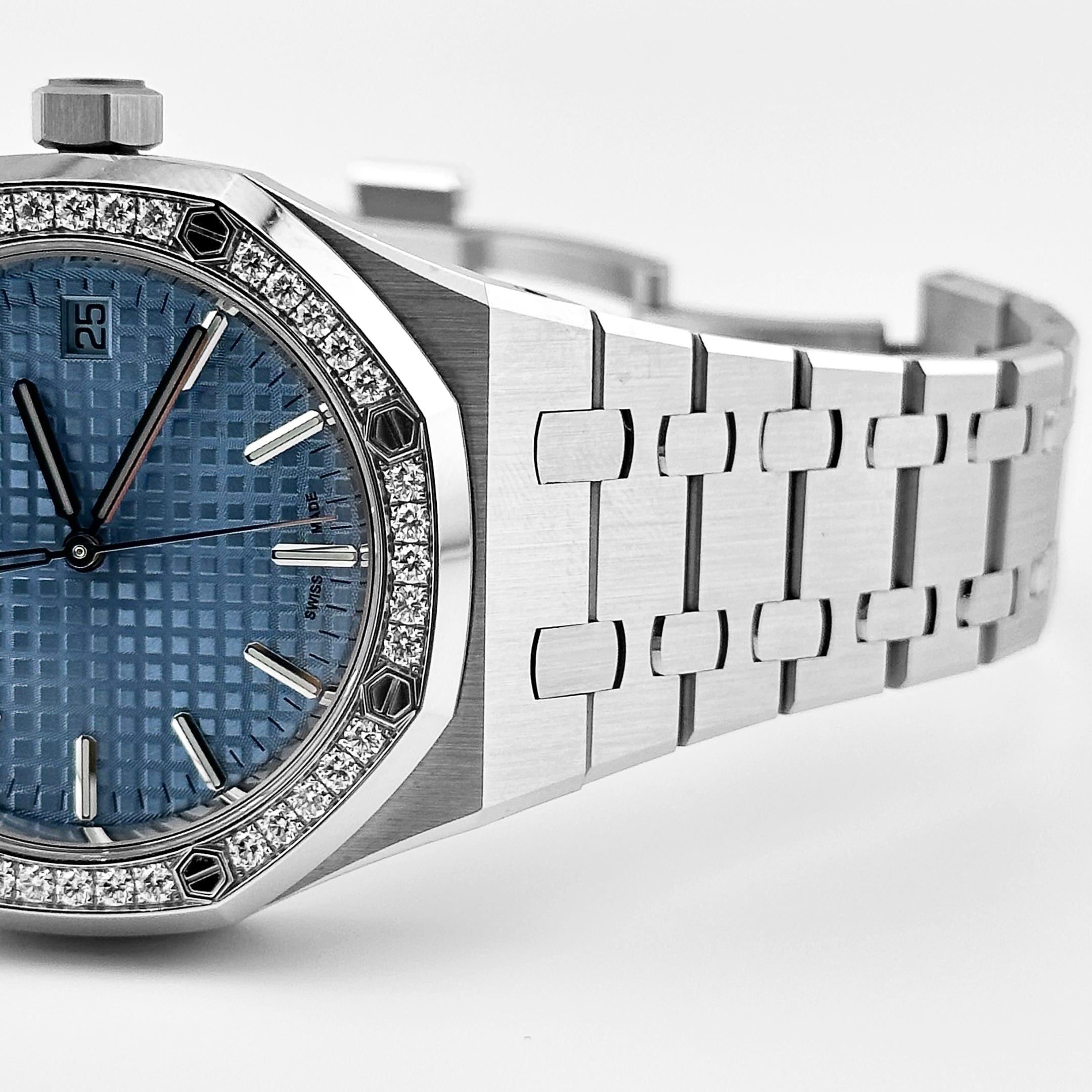 Royal Oak Selfwinding Steel Diamond Ice Blue Dial 34mm Product Image 6