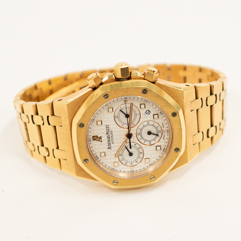 Royal Oak Chronograph Rose Gold White Dial 39mm Product Image 2