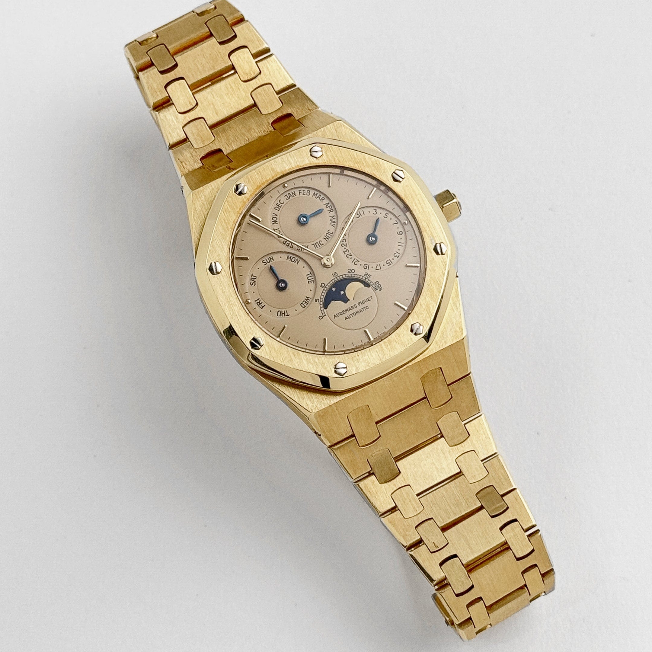 Vintage Royal Oak Perpetual Calendar Yellow Gold Gold Dial 39mm Product Image 1
