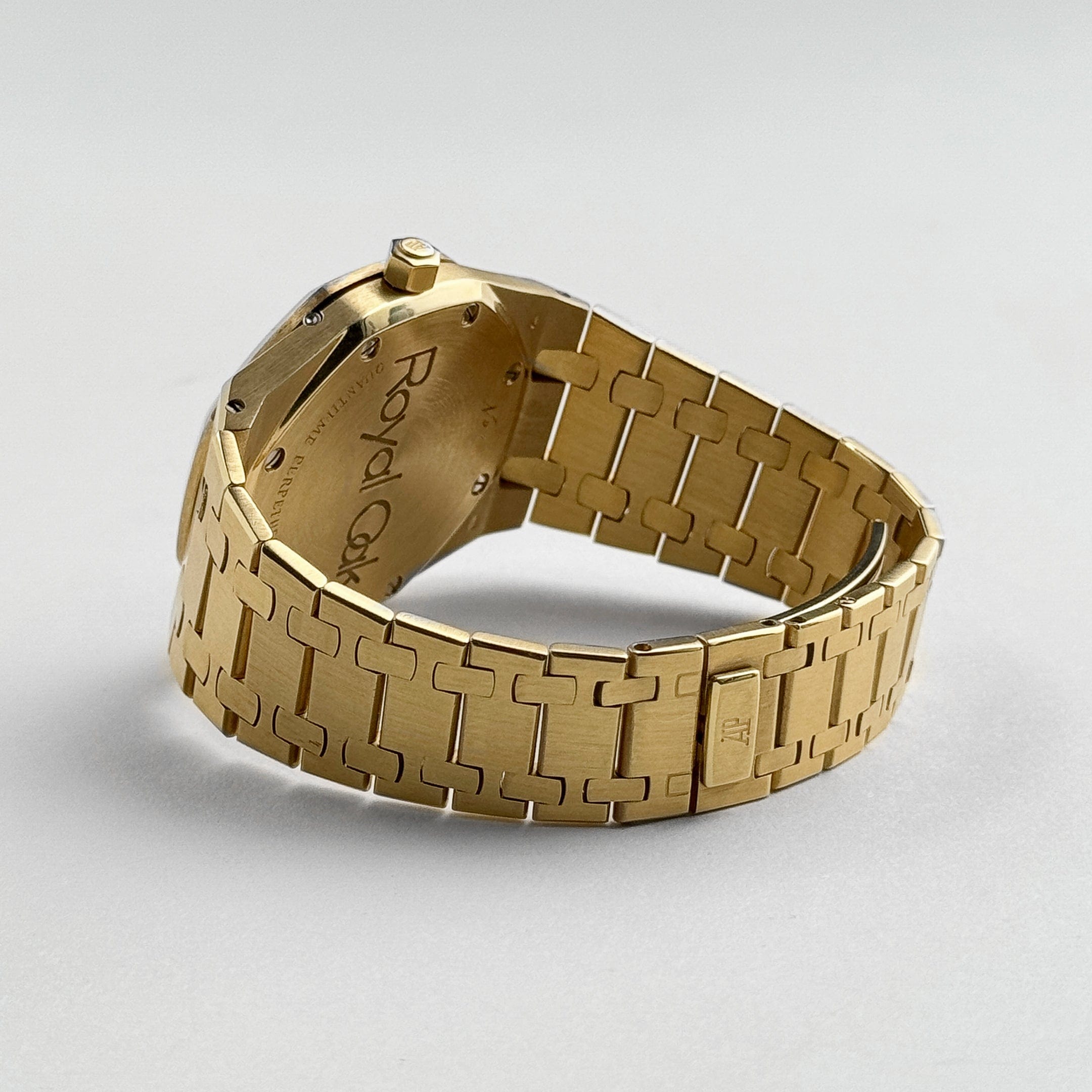 Vintage Royal Oak Perpetual Calendar Yellow Gold Gold Dial 39mm Product Image 7