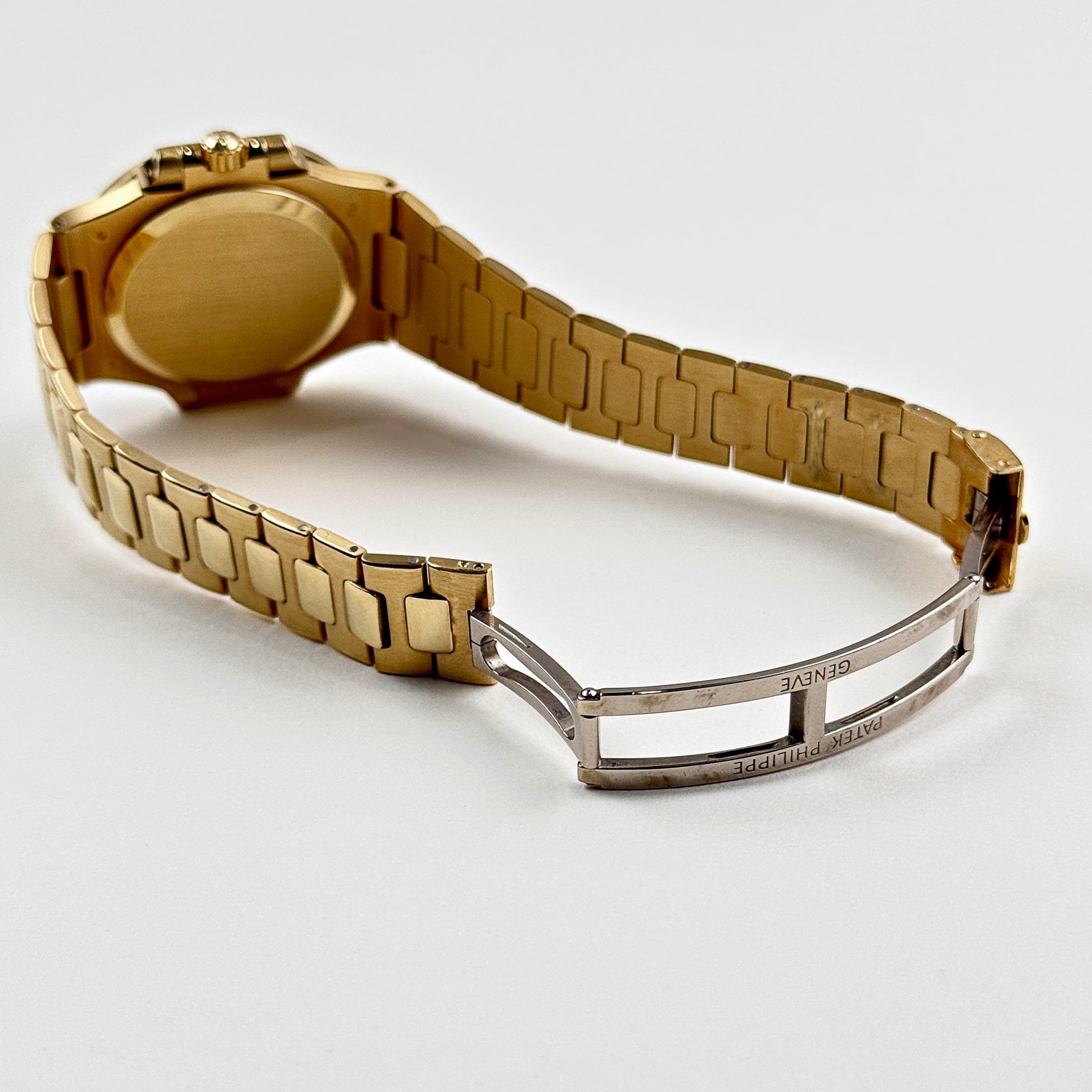 Nautilus Yellow Gold White Dial 38mm Product Image 4