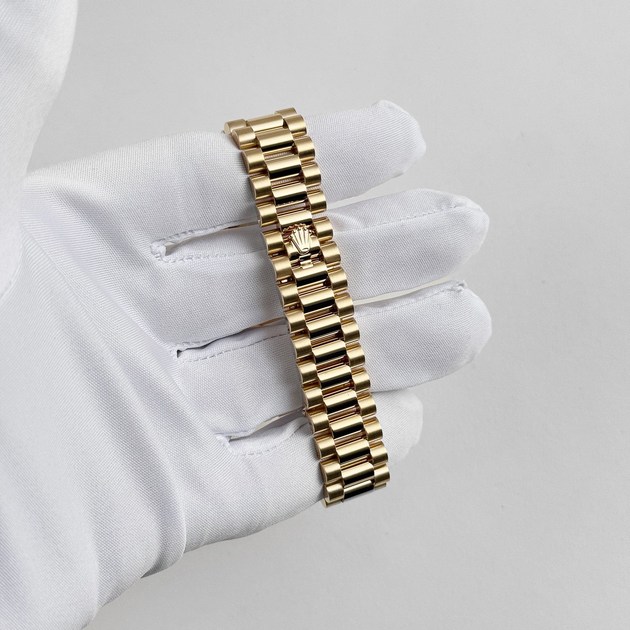 Datejust Yellow Gold Green Malachite Dial 31mm Product Image 9