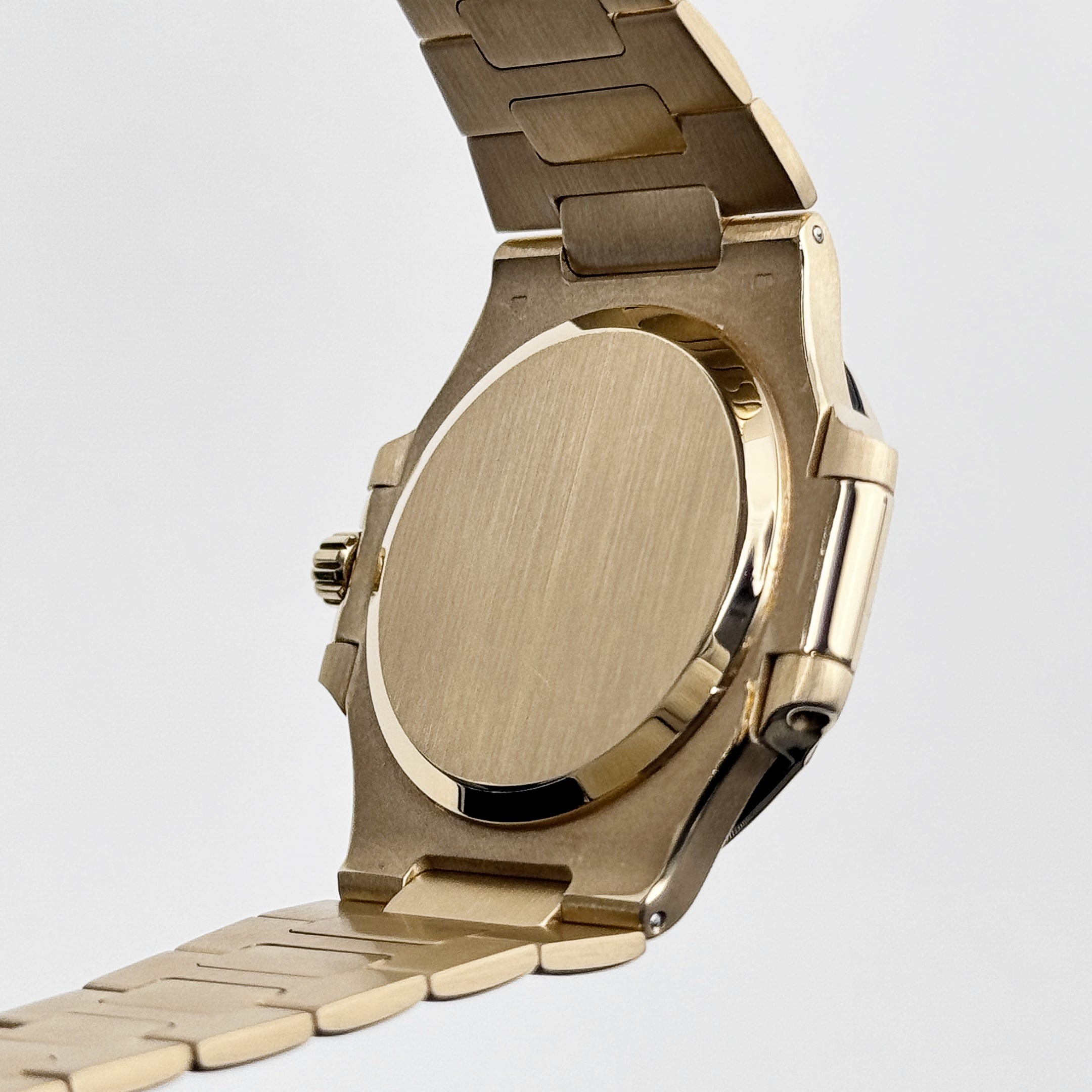 Vintage Nautilus Yellow Gold Black Dial 37mm Product Image 9