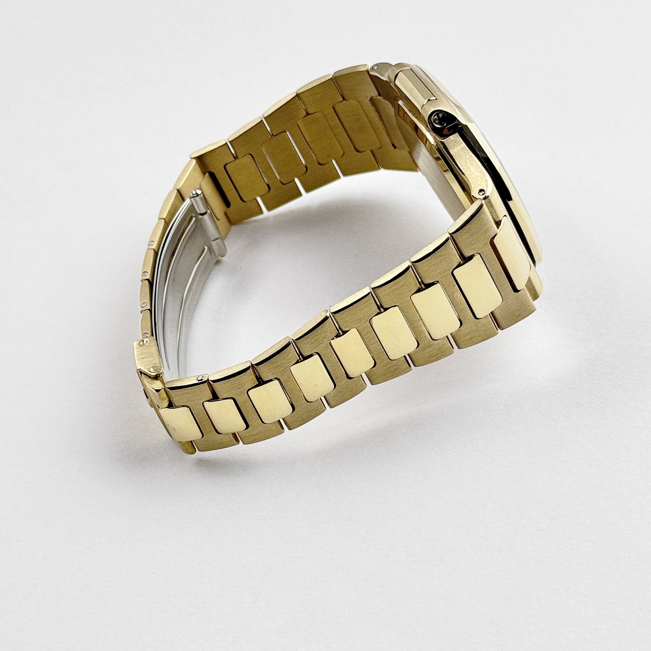 Vintage Nautilus Yellow Gold Black Dial 37mm Product Image 6