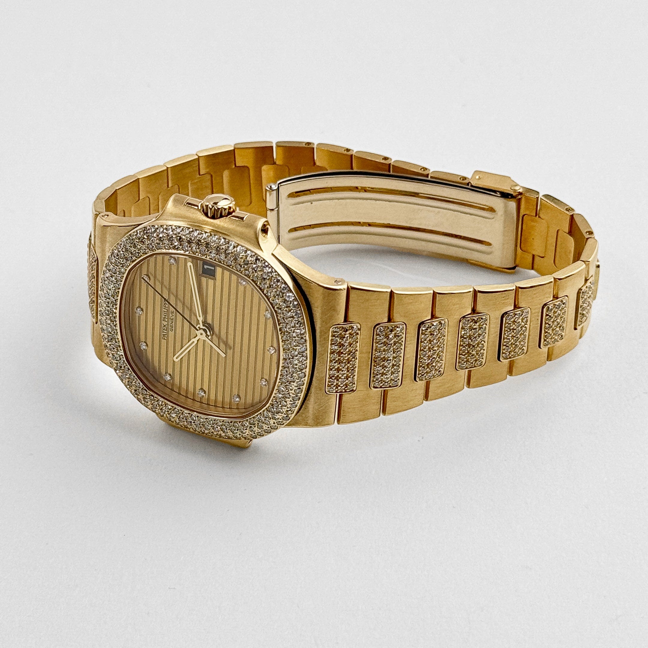 Vintage Nautilus Yellow Gold Diamond Gold Dial 37mm Product Image 2