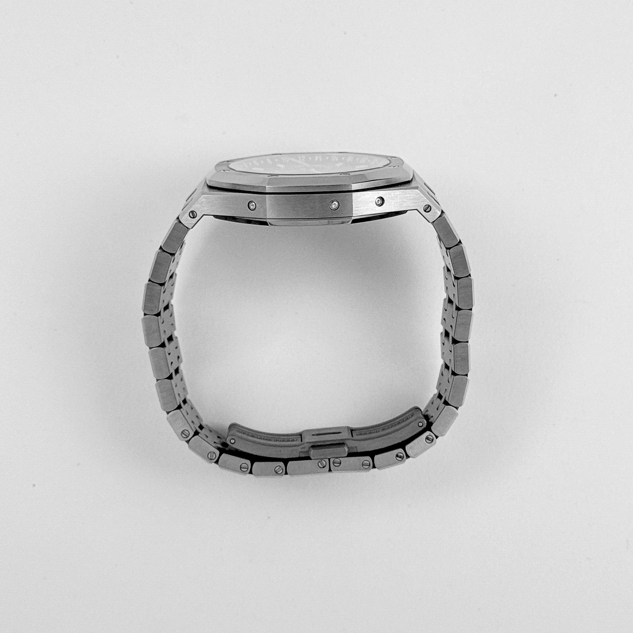 Royal Oak Perpetual Calendar Titanium Blue Dial 41mm Product Image 5