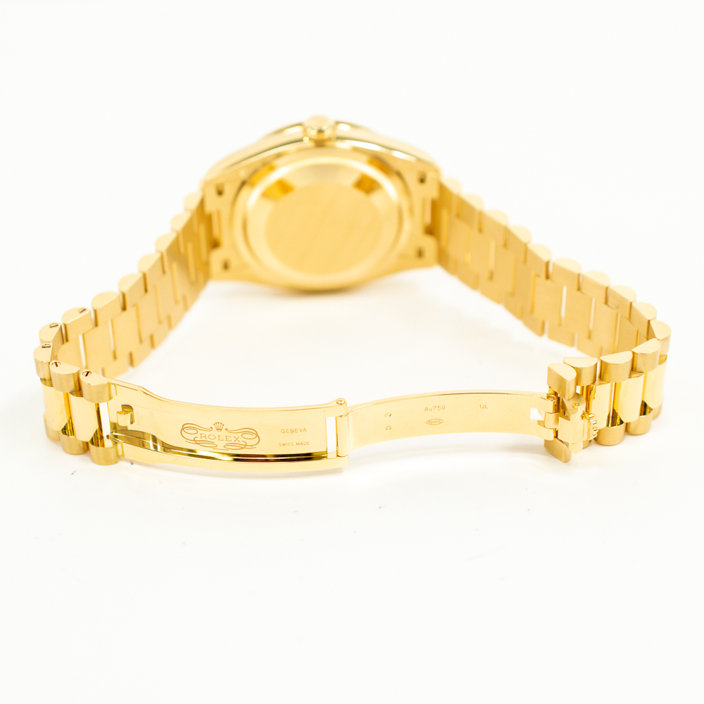 Day-Date Yellow Gold Diamond Green Dial 36mm Product Image 6