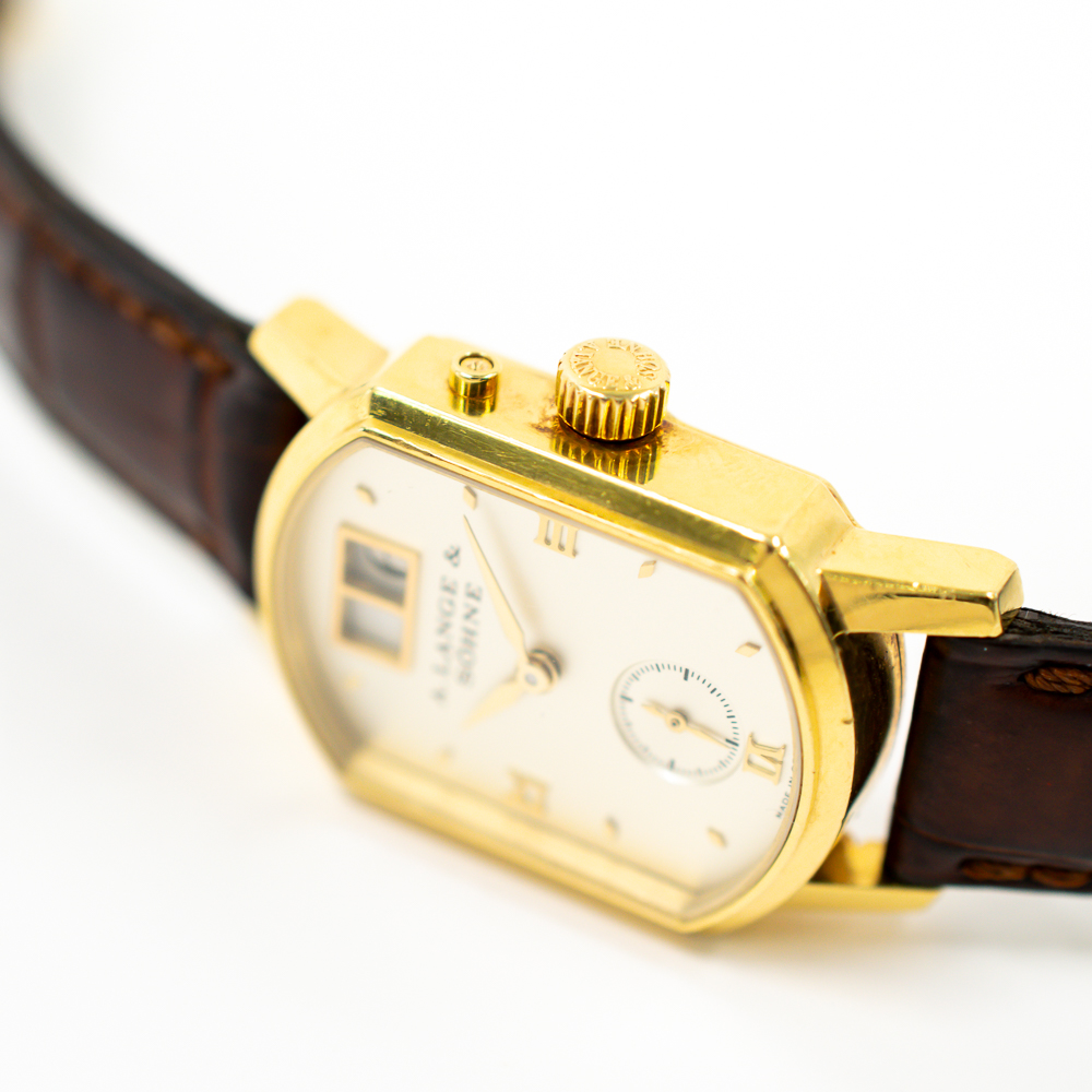 Arkade Yellow Gold Ivory Argenté Dial 22mm Product Image 2