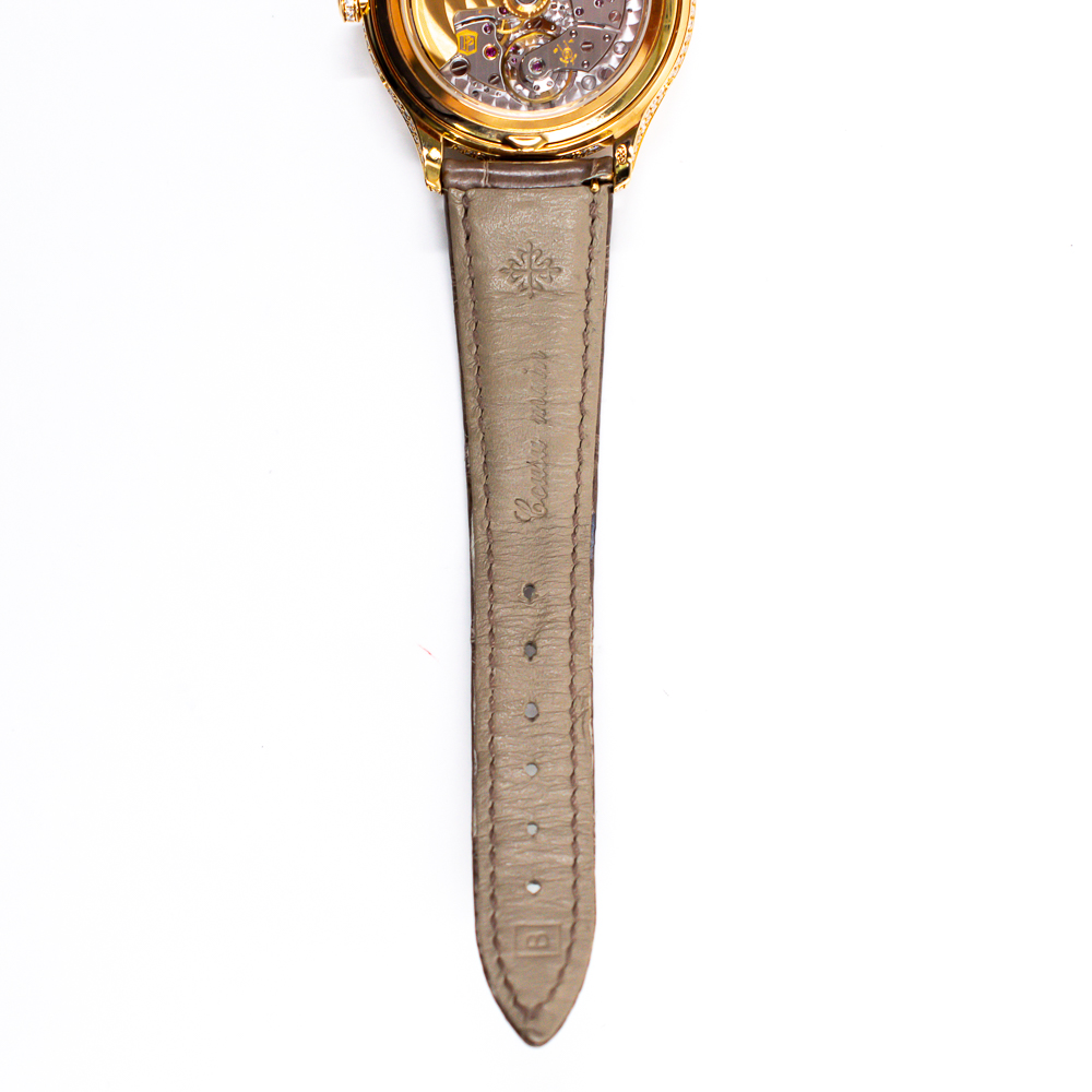 Complications Annual Calendar Rose Gold Mother of Pearl 38mm Product Image 11