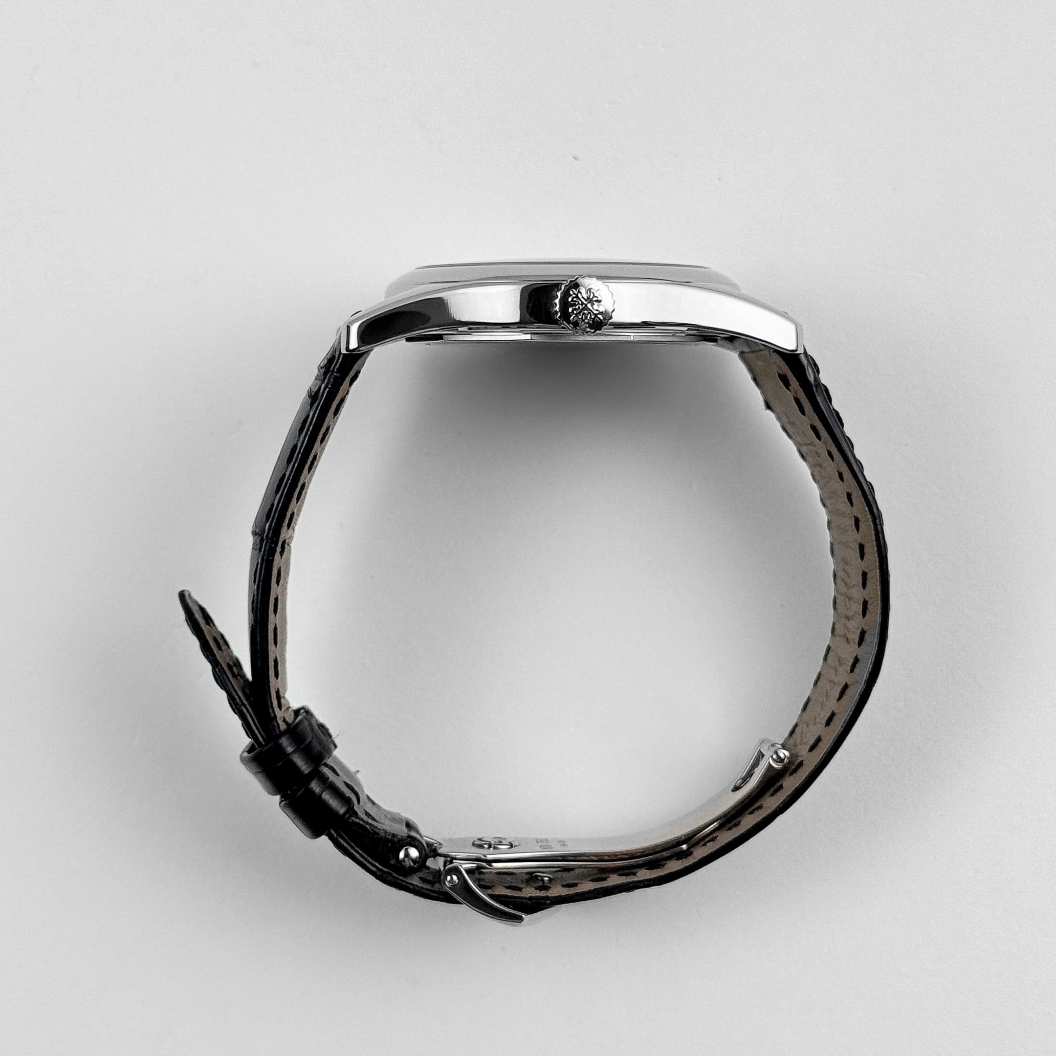 Calatrava White Gold Black Dial 37mm Product Image 4