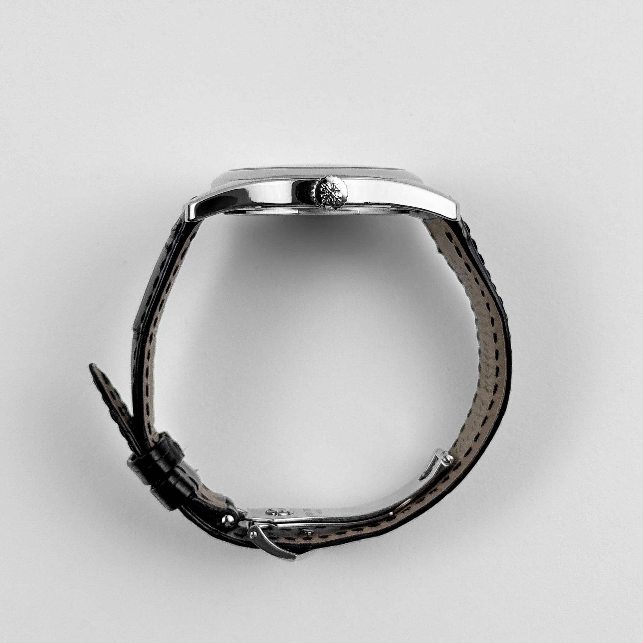 Calatrava White Gold Black Dial 37mm Product Image 5