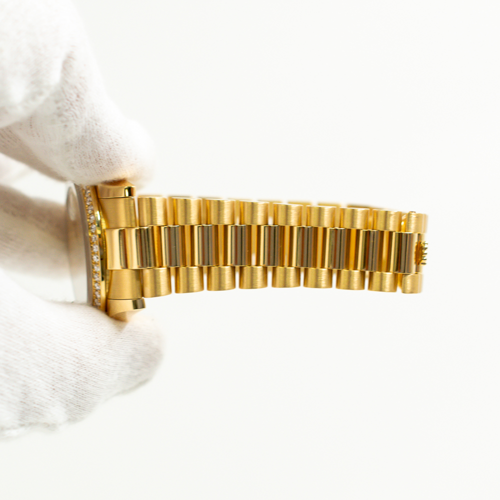 Day-Date Yellow Gold Diamond Champagne Dial 36mm Product Image 7