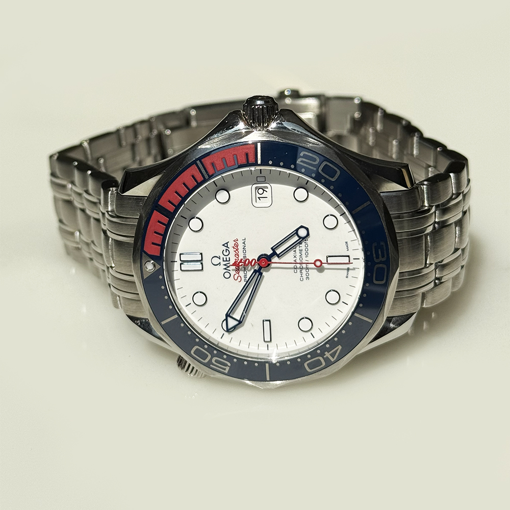 Seamaster Diver 300M "Commander's Watch" Steel White Dial 41mm Product Image 2