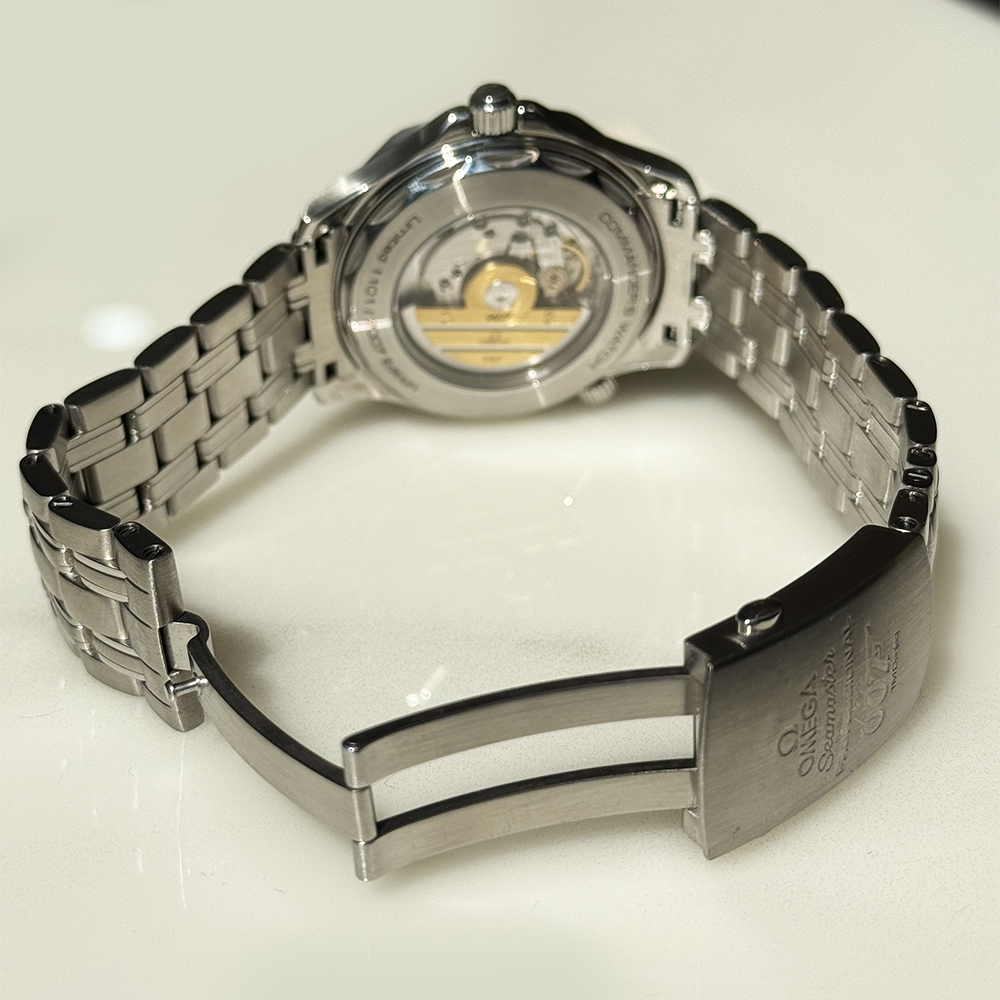 Seamaster Diver 300M "Commander's Watch" Steel White Dial 41mm Product Image 4