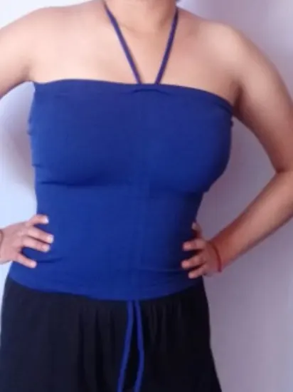 Top tirantes al cuello
