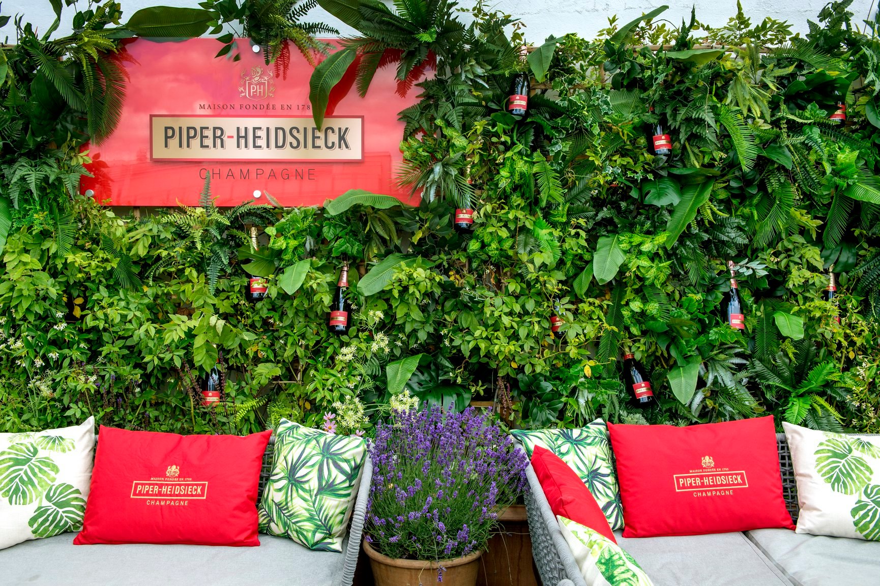 Piper-Heidsieck Jean-Paul Gaultier | Wine.com