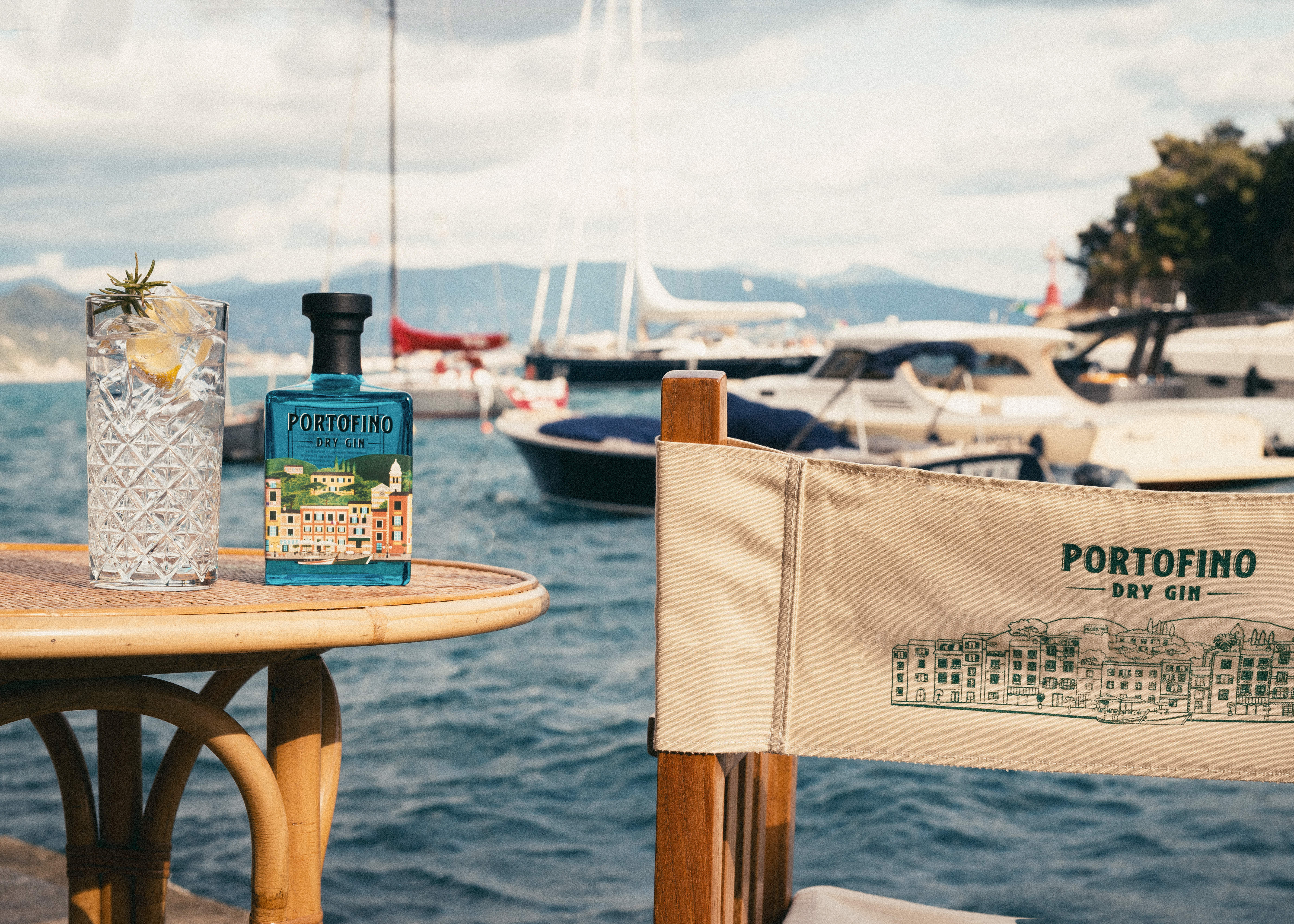 PORTOFINO DRY GIN CELEBRA IL WORLD COCKTAIL DAY CON THE PORTOFINEZ