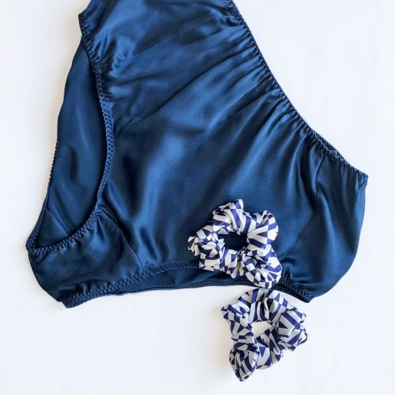 Pure Mulberry Silk Bikini Pantie Mid Waist In Navy Soft Strokes Silk Wolf Badger