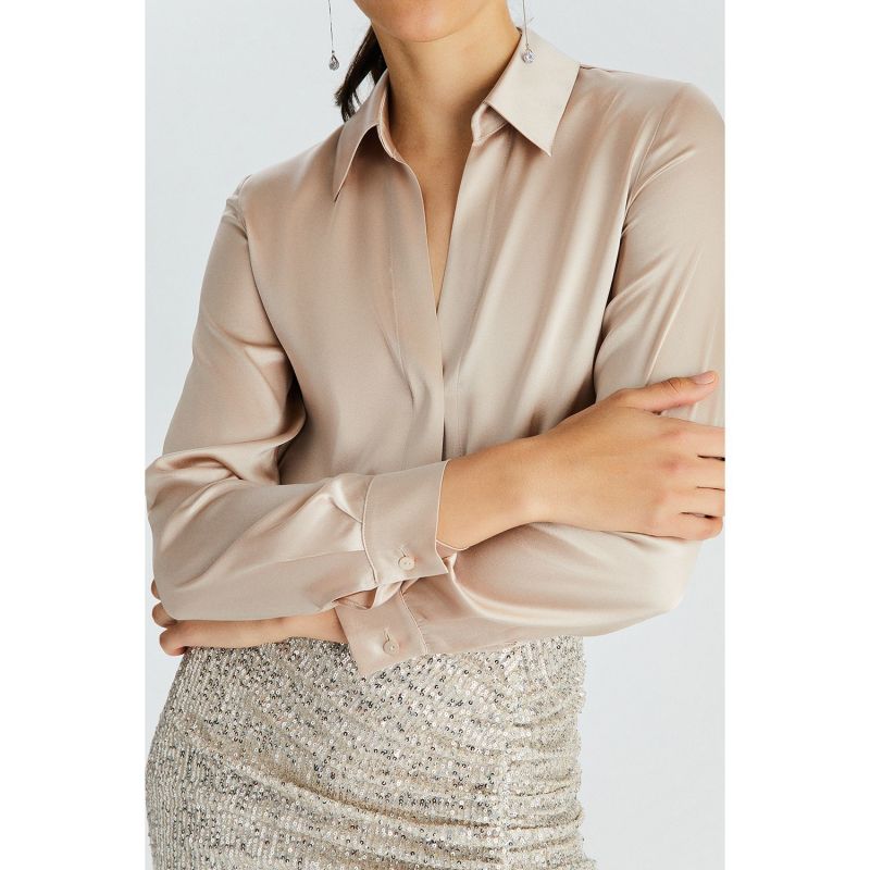 Tie On Silk Nude Blouse Rue Les Createurs Wolf Badger