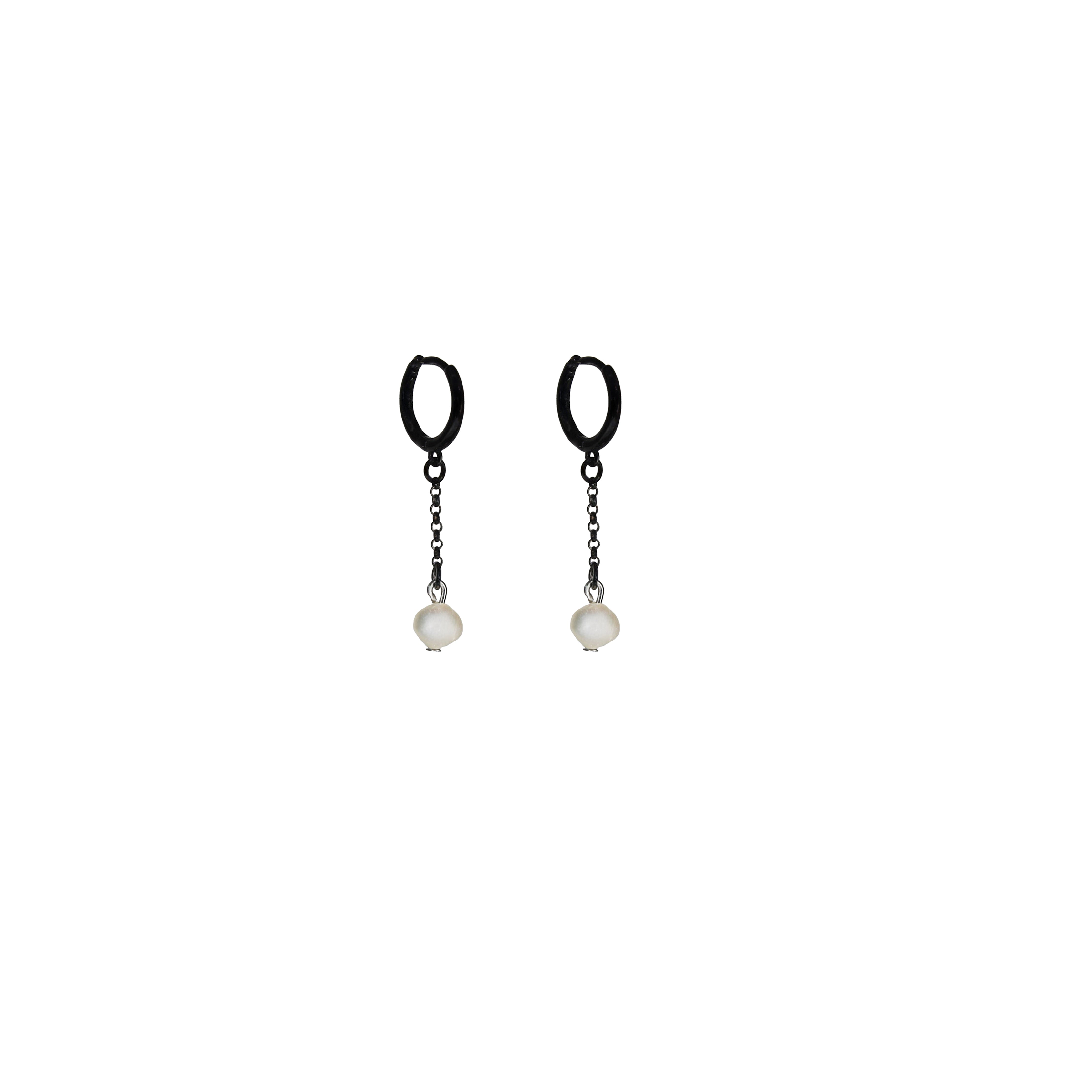 Women’s Silver Drop White Pearl Earrings Mhart