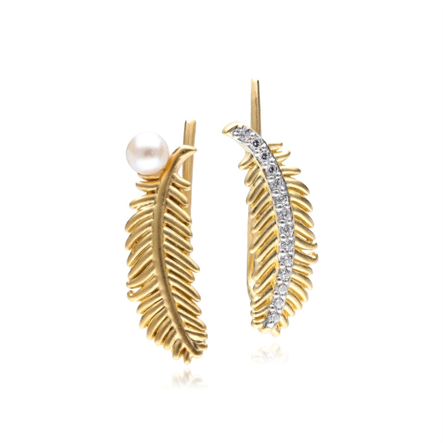 Women’s Ecfew Yellow Gold Diamond & Pearl Feather Climber Earrings Gemondo