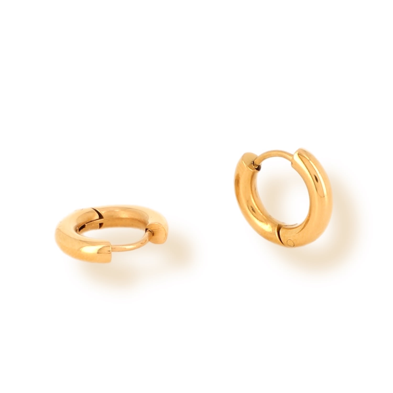 Women’s Bryn Huggie Gold Classic Hoops, Lightweight & Tarnish Free Gold Mink & Ivy