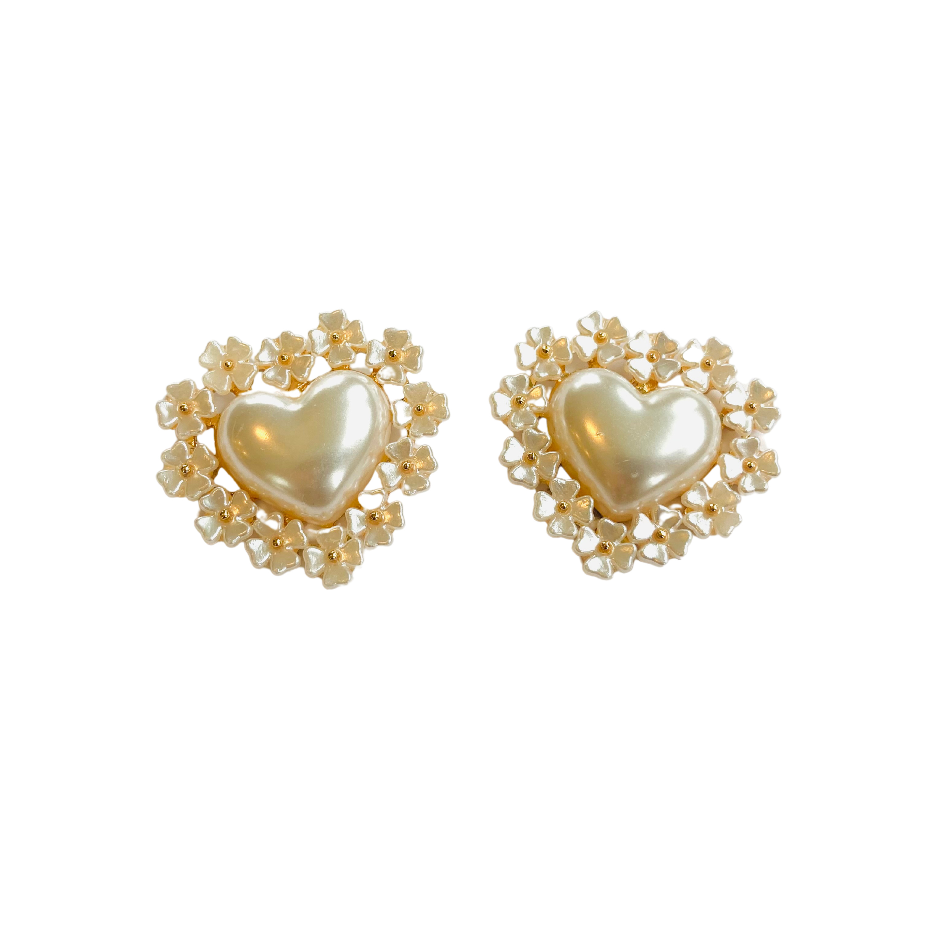 Women’s White Oversized Pearl Heart Studs The Pink Reef