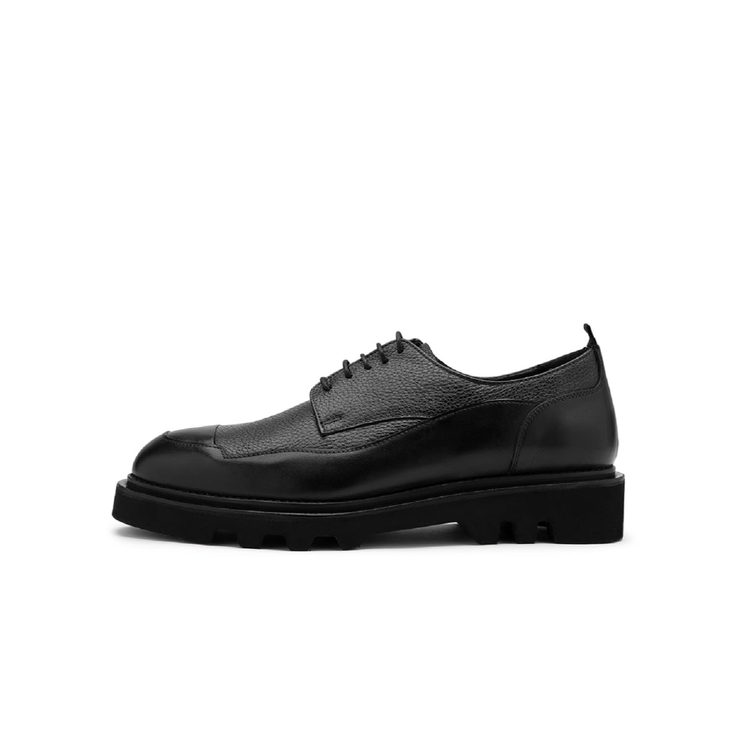 Teona Black Leather Men’s Daily Shoe 9 Uk Ilvi