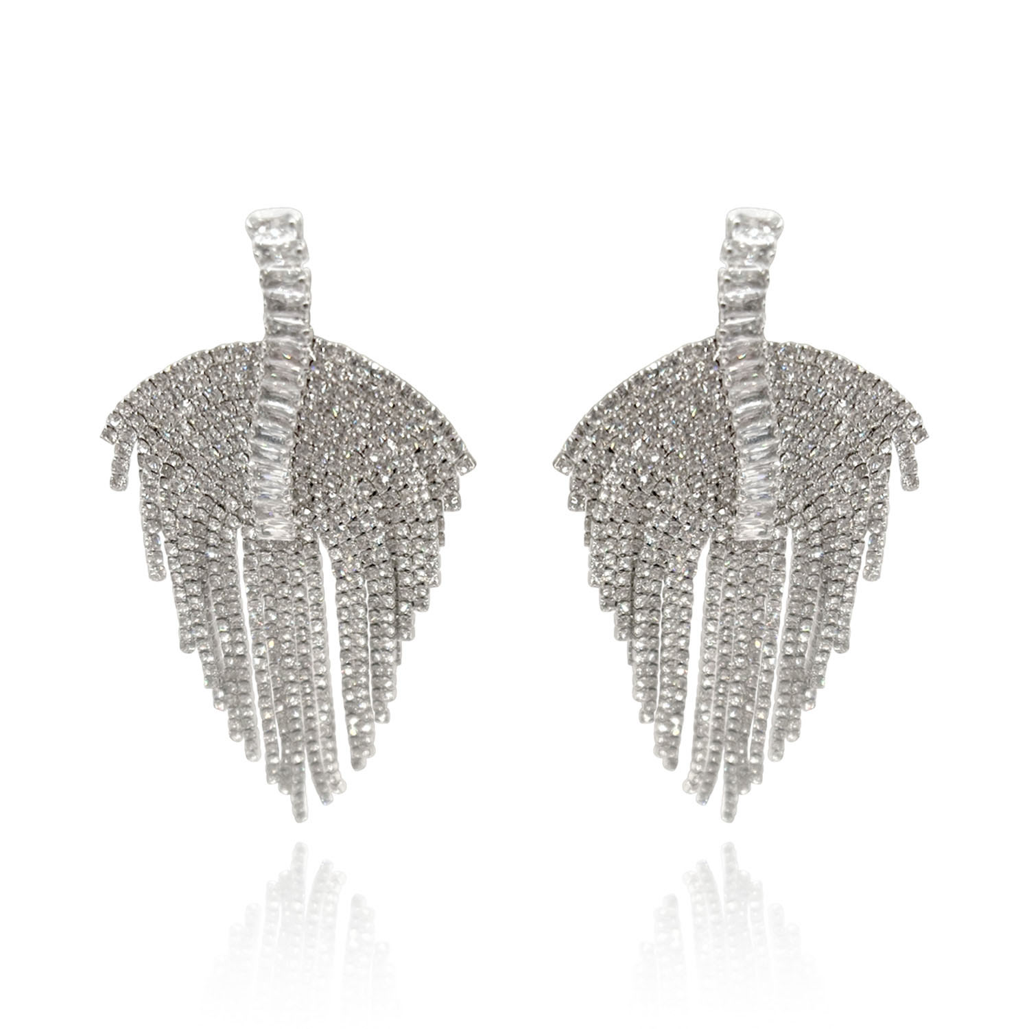 Women’s Neutrals Deco Multi-Crystal Drop Clip-On Earrings - Rhodium Setting Michael Nash Jewelry