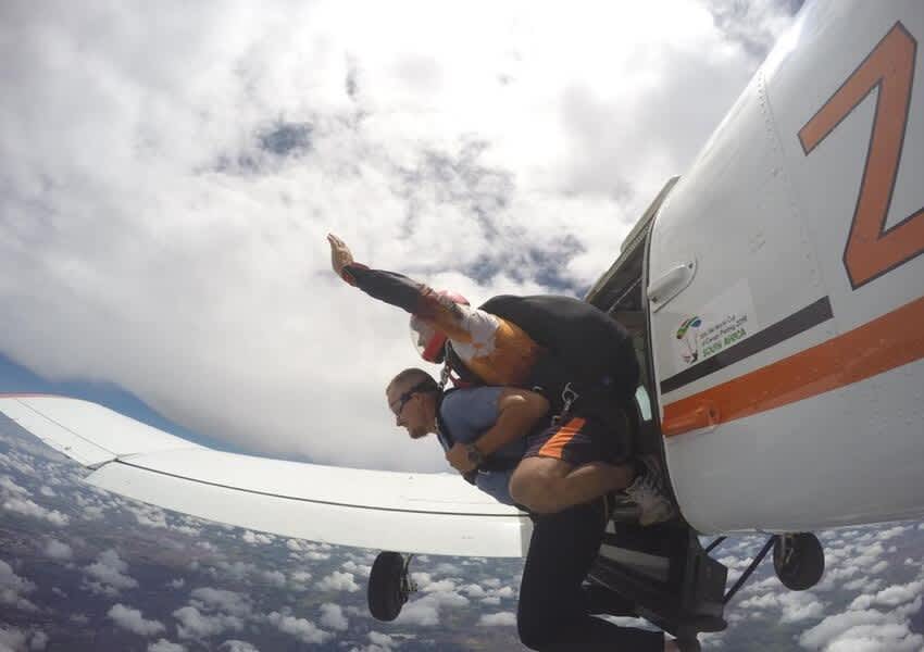 A ﻿Tandem Skydive with a Highly Experienced Tandem Master  + Snacks + Sparkling Wine for only R3 119!