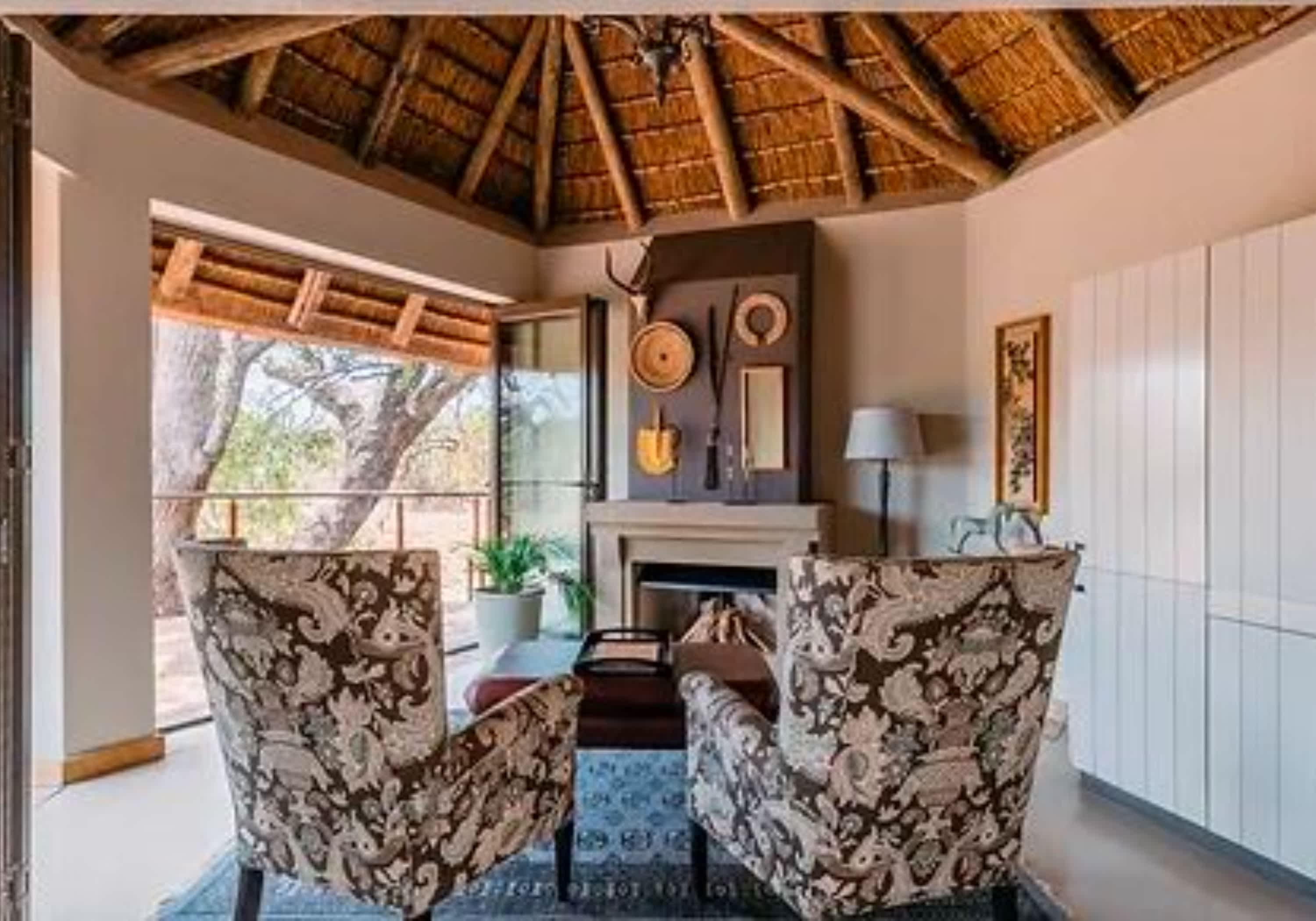 SIVITI TIMBAVATI PLAINS, Greater Kruger National Park - 1 Night Luxury FAMILY Stay for 4 in a Villa - All Meals + Beverages + 2 Game Drives!