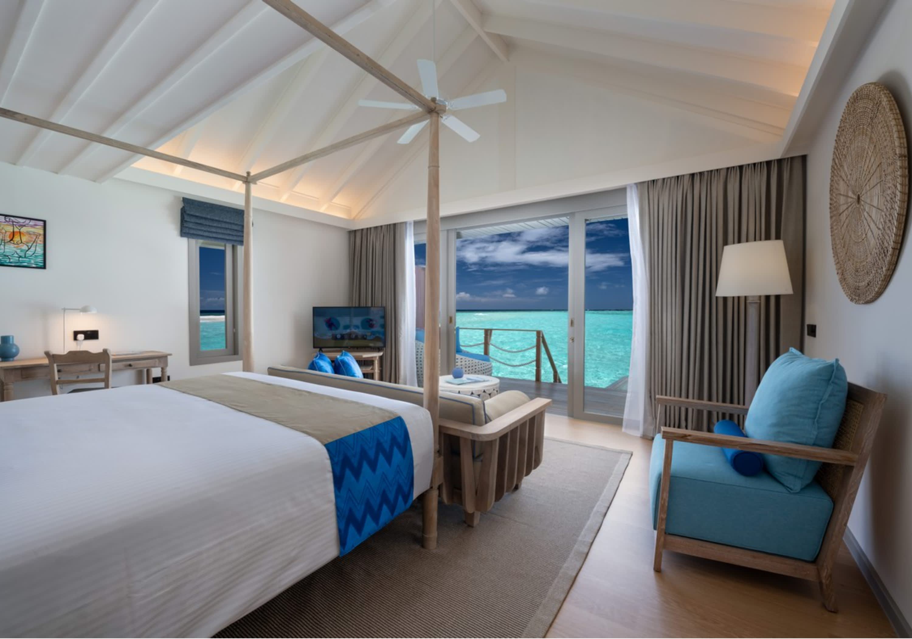 5* CORA CORA, Raa Atoll: 7 Nights PREMIUM ALL-INCLUSIVE Stay + Flights ex JHB + Sea Plane Transfers from R72 930 pps!