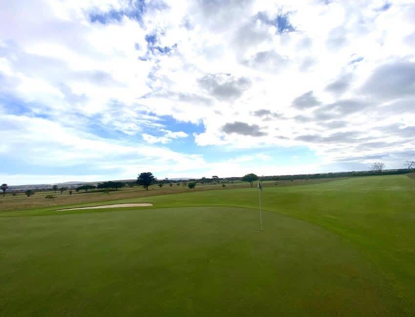 BREDASDORP GOLF CLUB: 4-Ball + Carts - only R1 499.99!