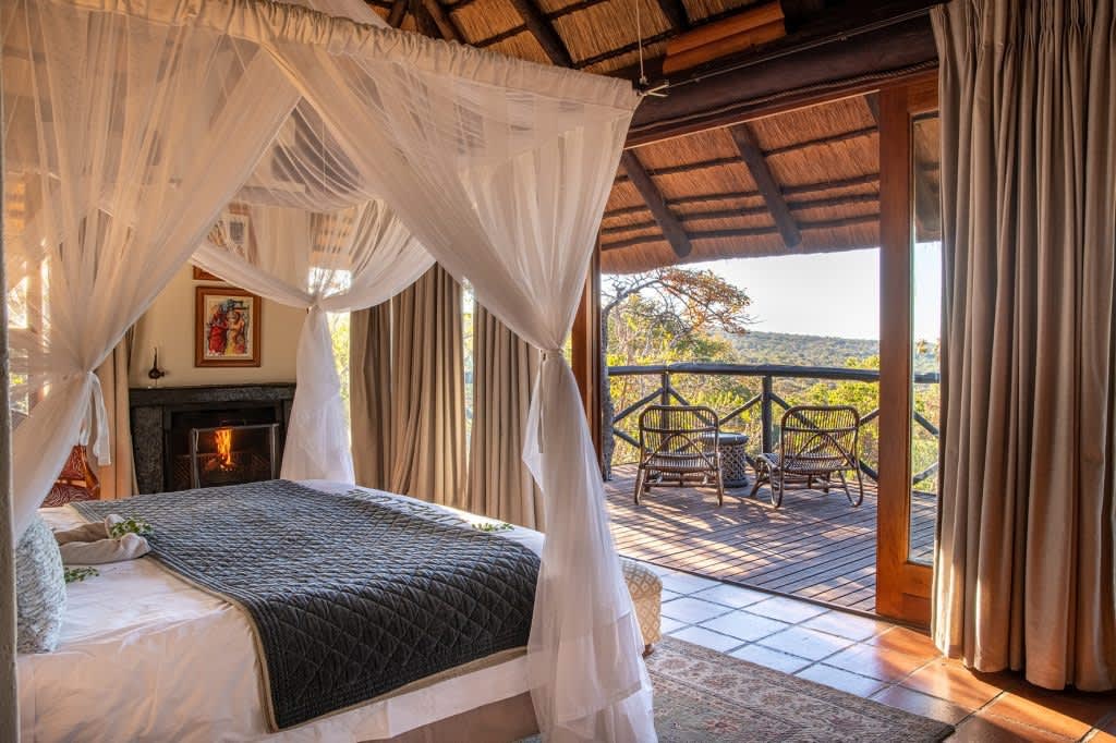 5* TINTSWALO Welgevonden Game Reserve- 1 Night LUXURY FAMILY Stay + All Meals + House Drinks + 2 Safari Activities Per Day!